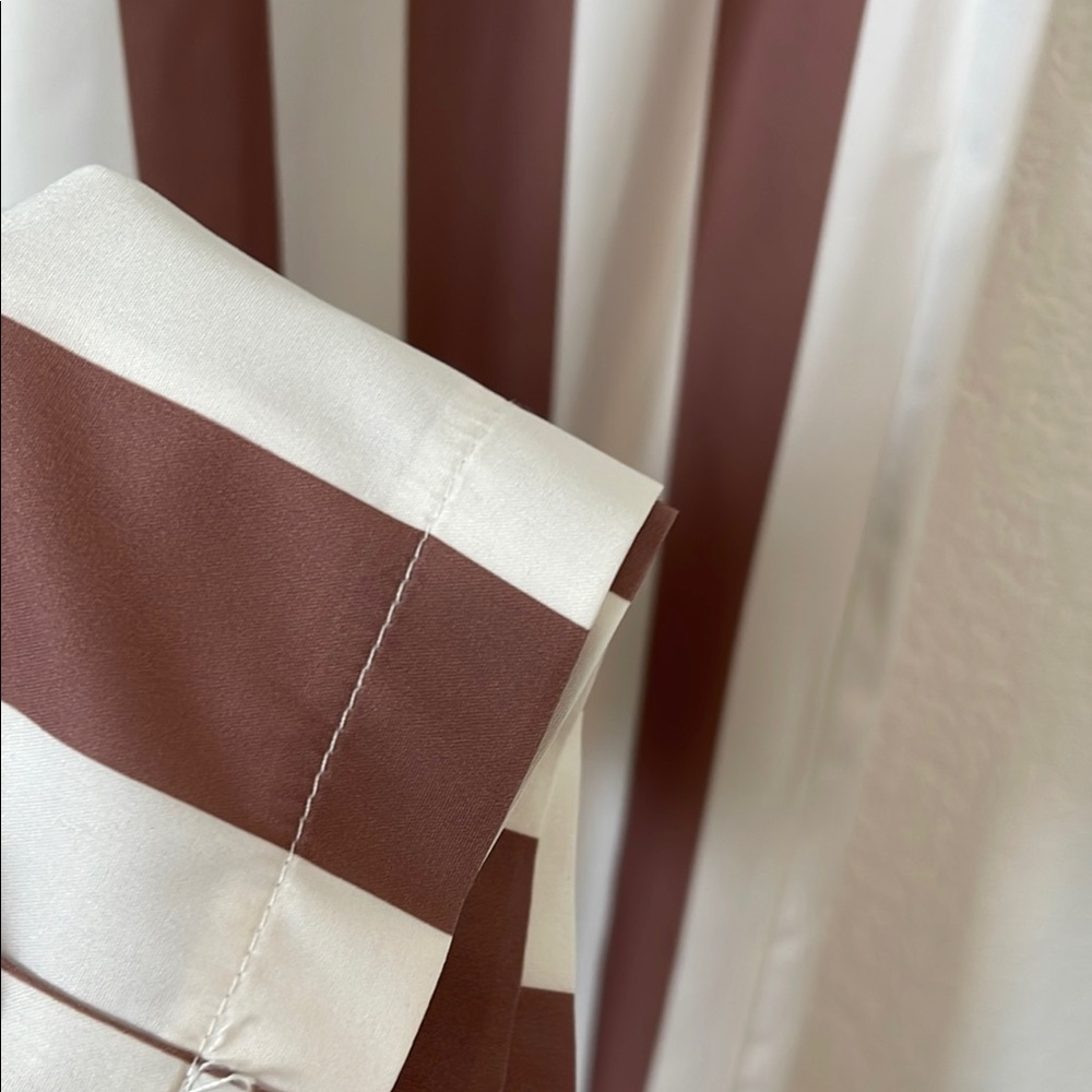 EUC | Shein | Vertical Striped Brown & White Pants | Sz M - Picture 4 of 5